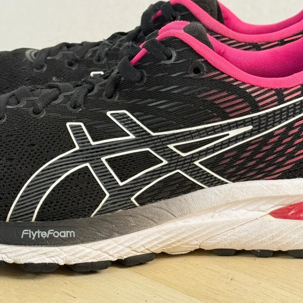 Asics women gel